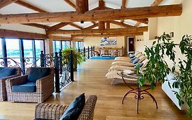 Domaine Saint-Roch Hotel Spa